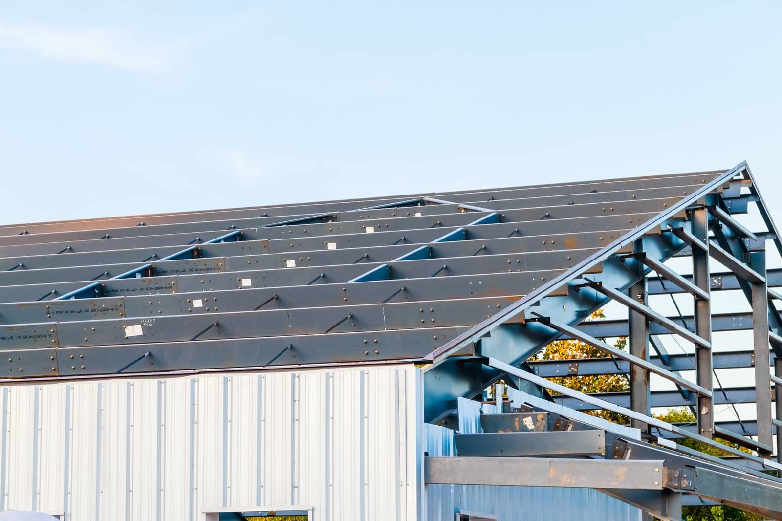Barndominium Kits - Roof Construction