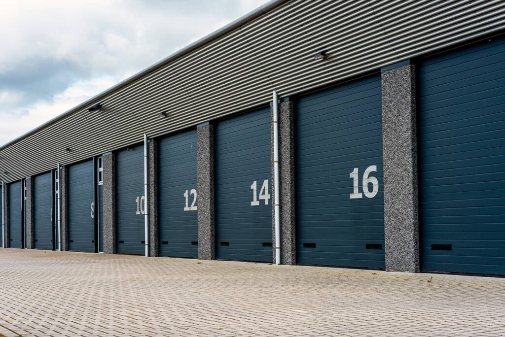 Roll Up Door vs Swing Door