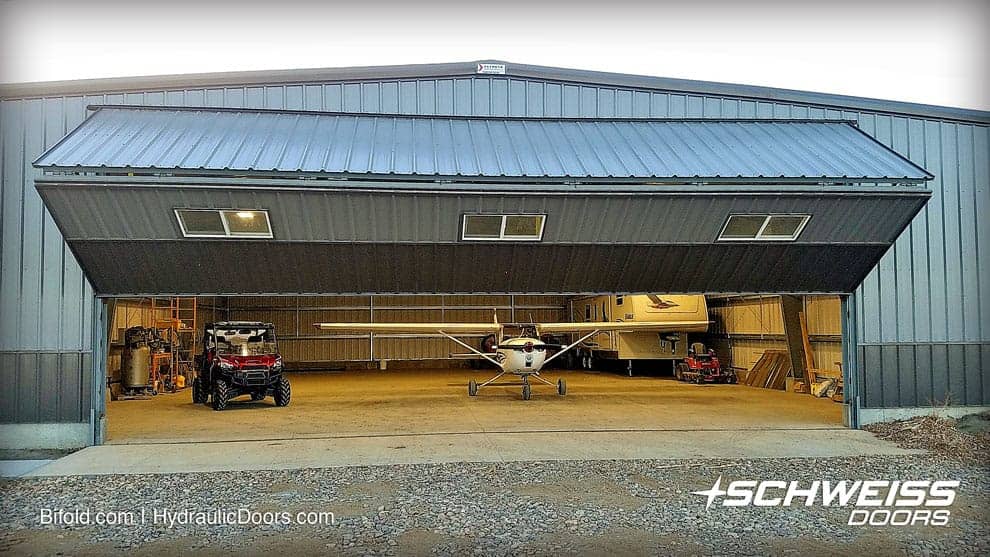 Types of Hangar Doors: Bifold Hydraulic Hangar Doors